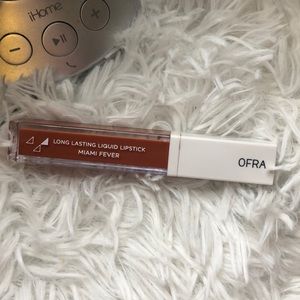 Ofra liquid lipstick Miami fever